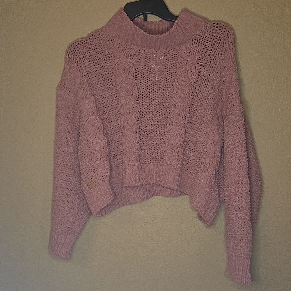 Cropped Crouchet Sweater